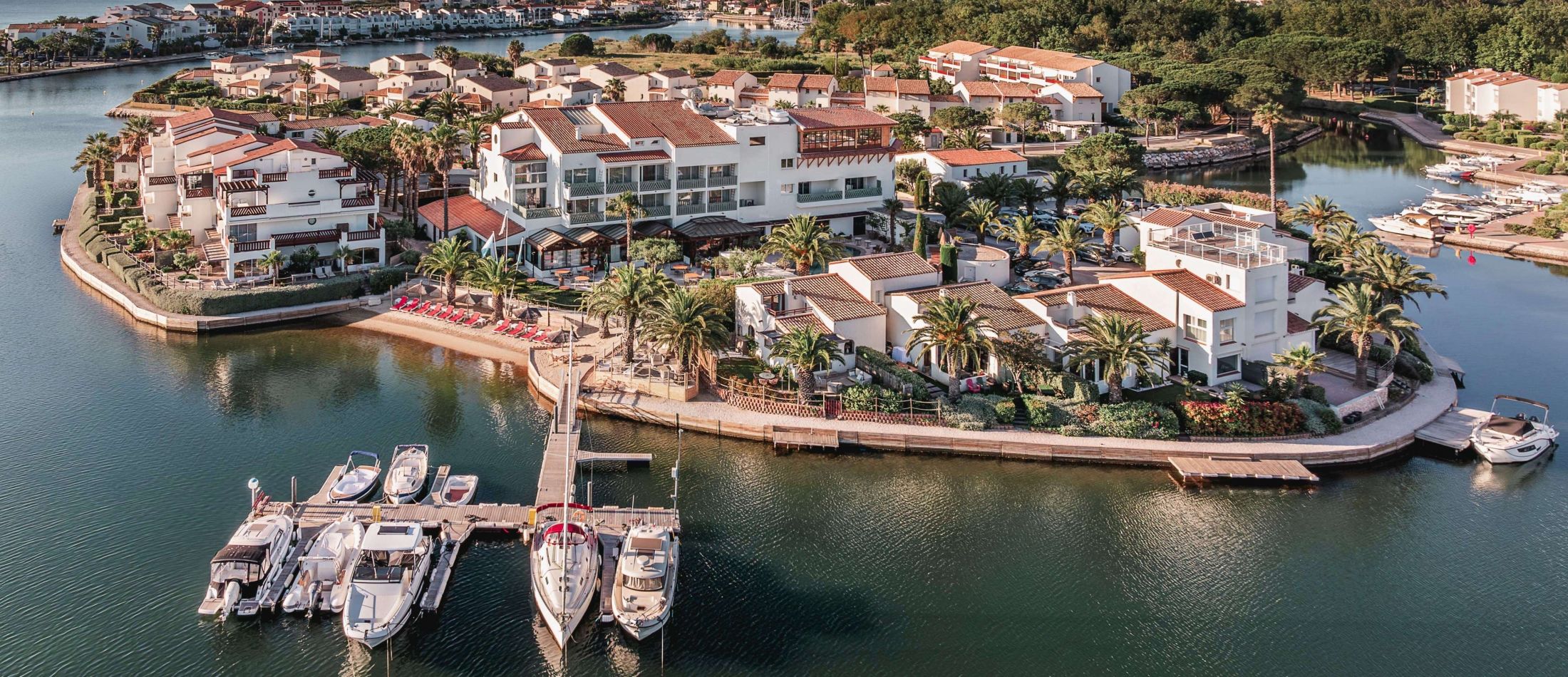 Hôtel L'Île de La Lagune